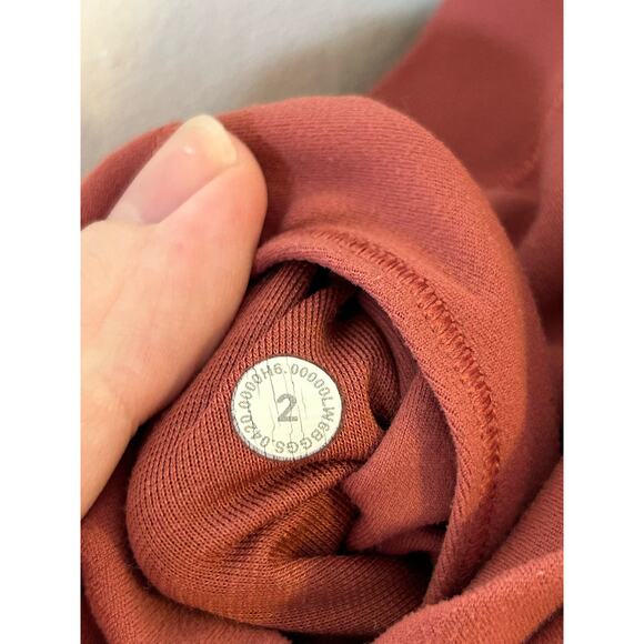 Lululemon Align Crop *21" Size 2 FLAWS - Picture 7 of 7